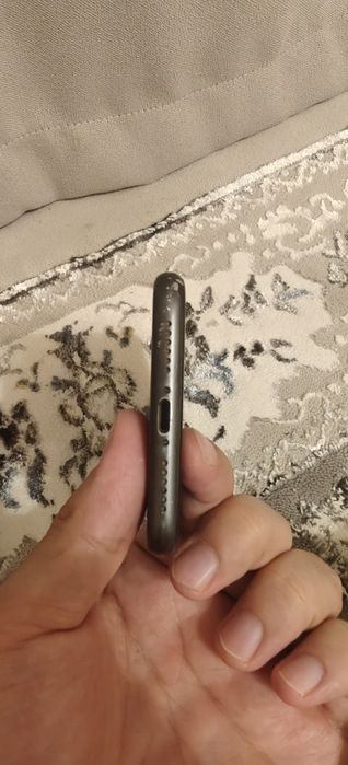 Iphone 11 - черный