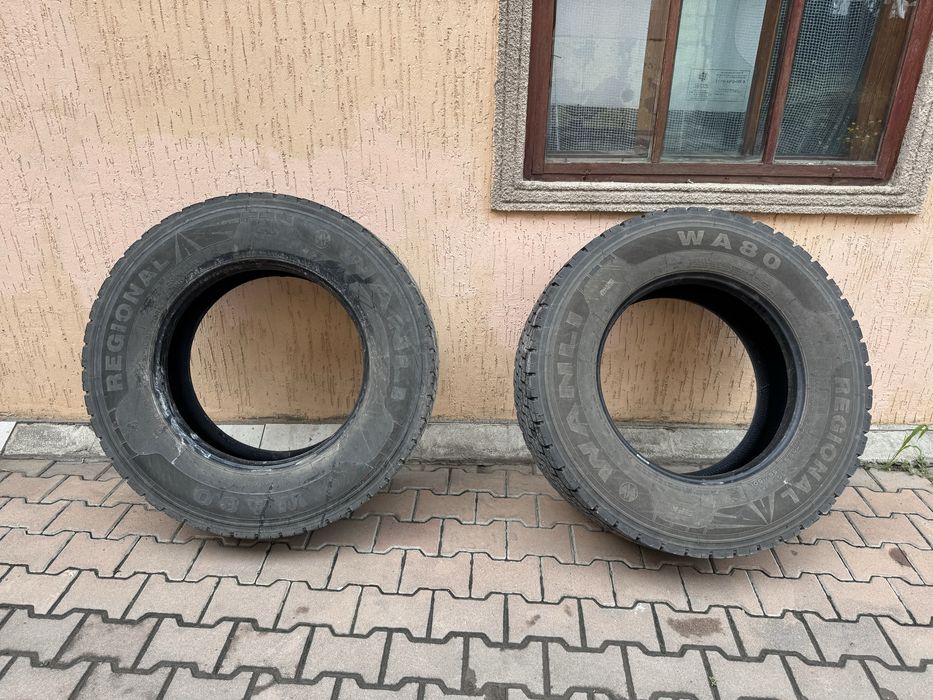 Продам грузовые шины