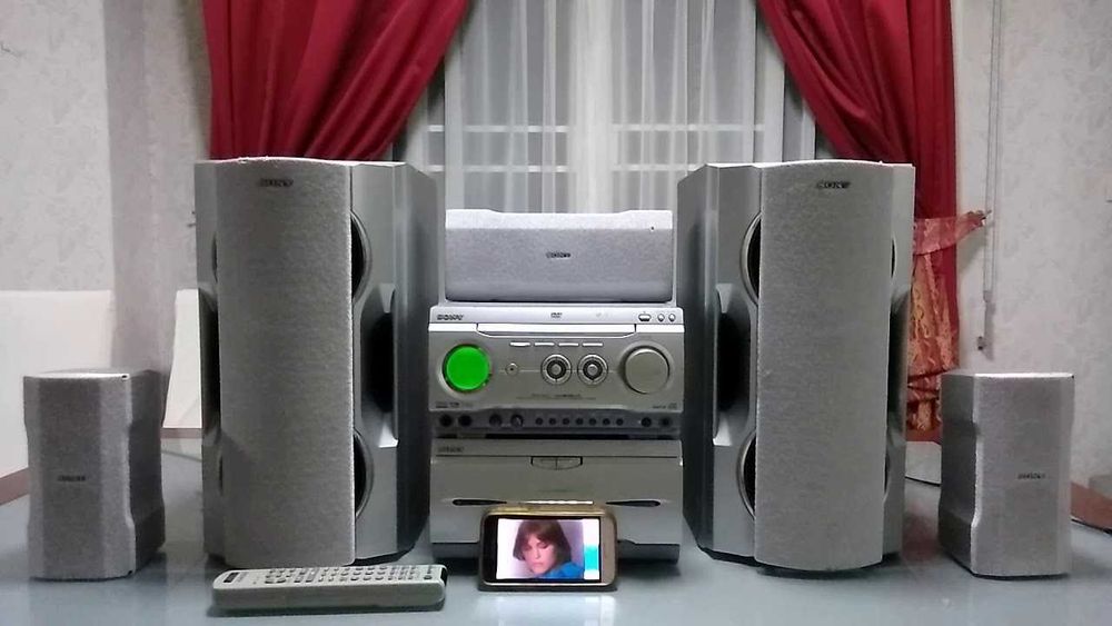 Музыкальный центр Sony MHC-WZ80D 600W