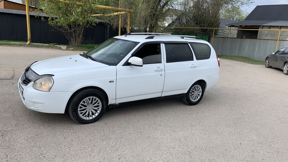 Лада приора универсал