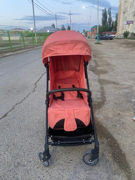 коляска в хорошем состояний