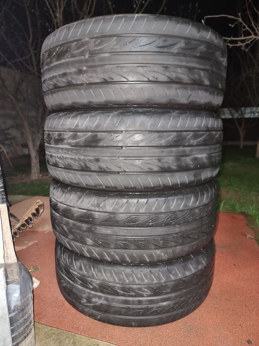 Шины летние 225/50R18 4 штуки