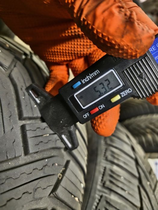 185/65/15 Michelin Alpin