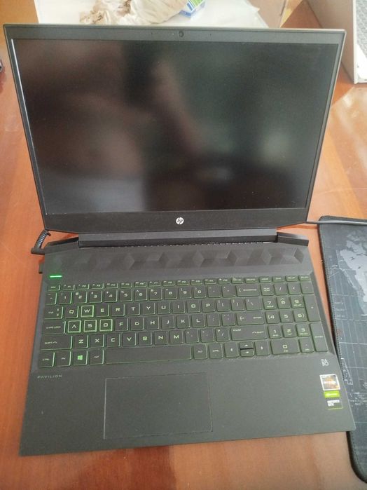 Pavilion gaming laptop sotiladi