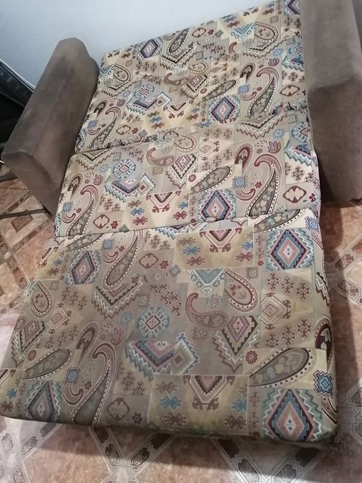 Продам диван за 15000