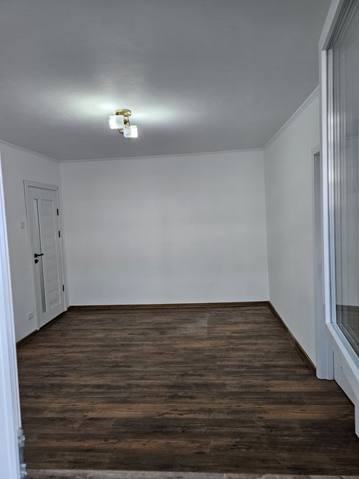 Apartament 2 camere Targu-Jiu  etajul 2