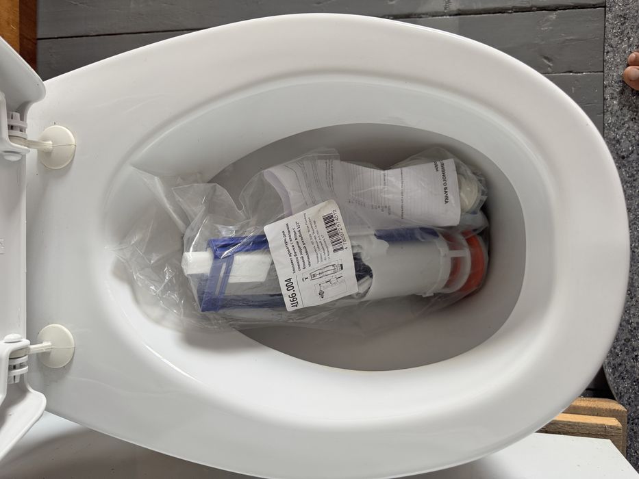 Продам унитаз состояние отличное