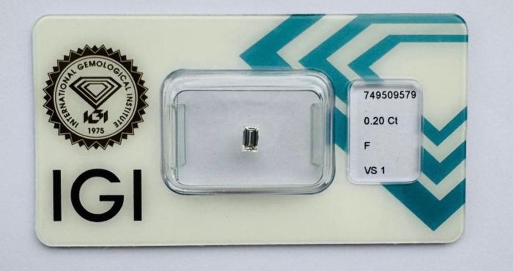 Диамант-естествен