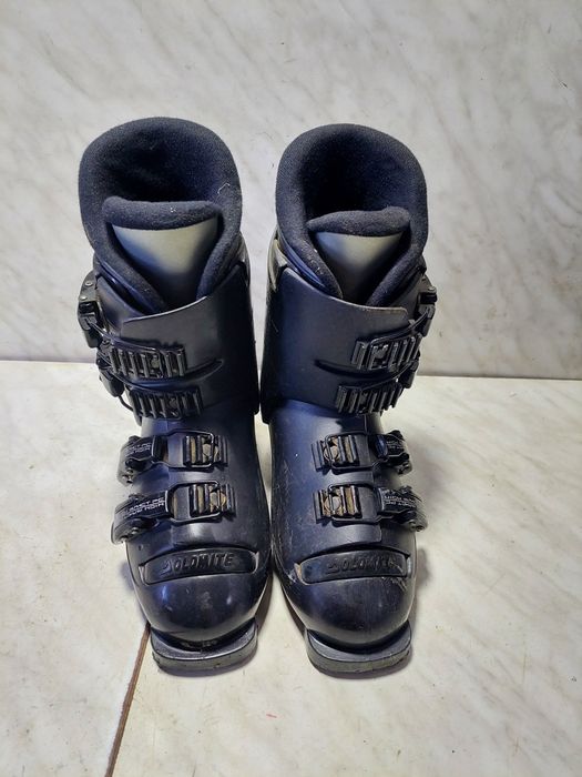 Clapari ski schi Dolomite  mondo 24   corespunde mărimii 37