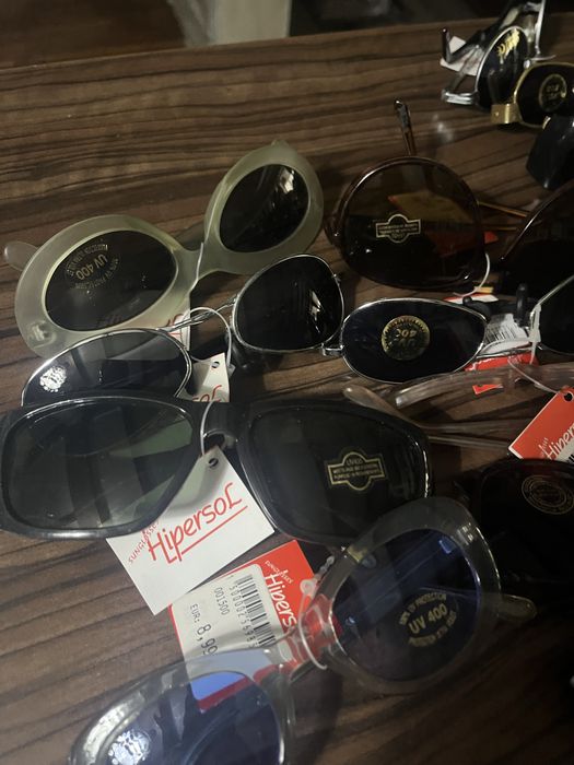 Слънчеви очила на едро