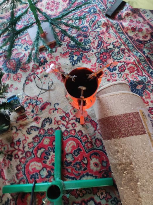 Елка искусственная