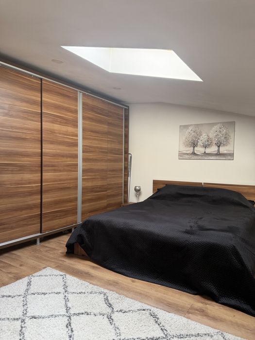 Inchiriez apartament zona Brazda