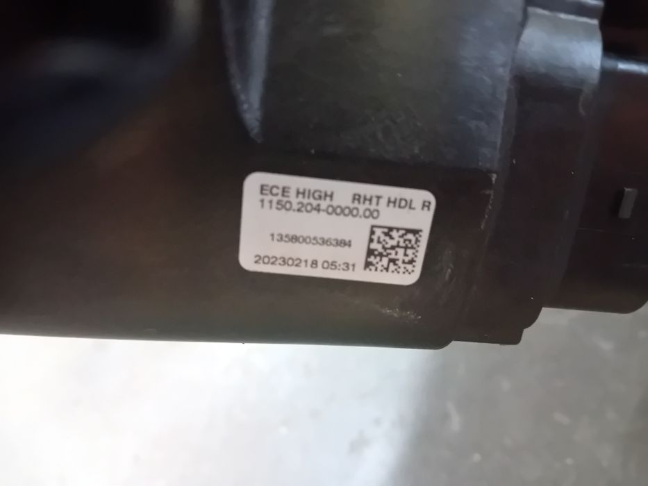 Far dreapta Skoda Superb 3 3V1 Full Led Crystal