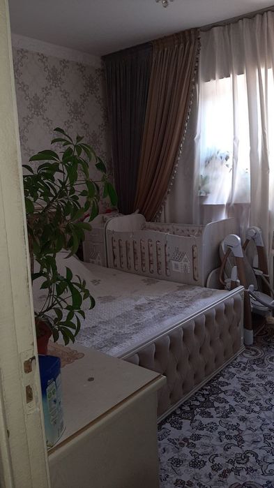 Kvartira sotiladi. Shayxontohur beltepa 3/2/9 83m2