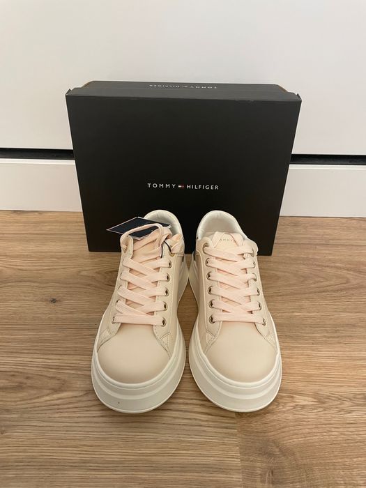 Adidasi originali Tommy Hilfiger