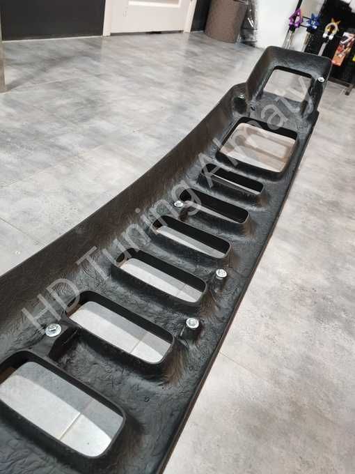 Решетка радиатора Hummer H3