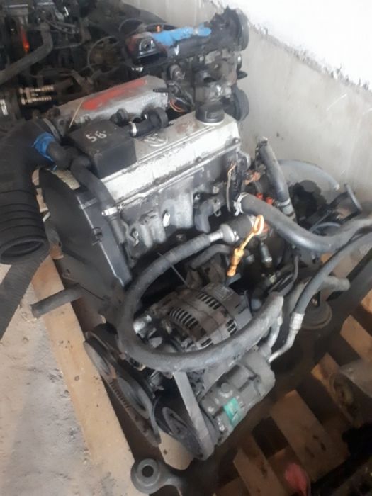 Авторазбор. Контрактные двигатели и коробки.