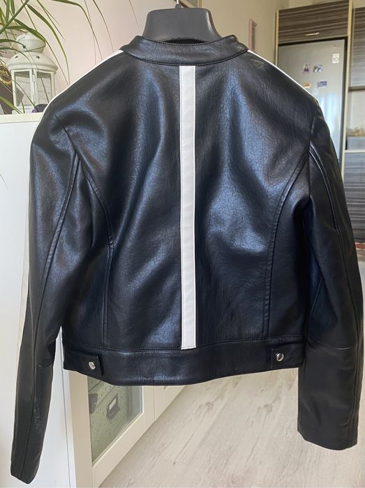 Кожено Яке Mango