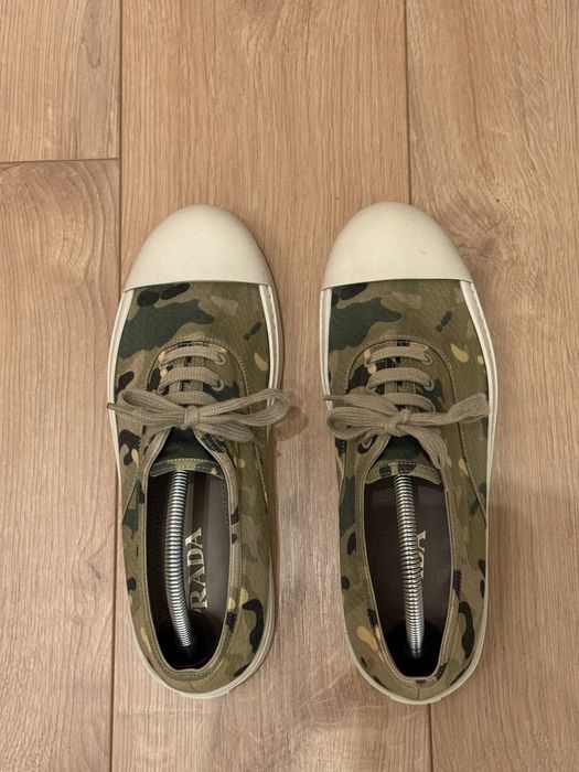 Prada ниски обувки