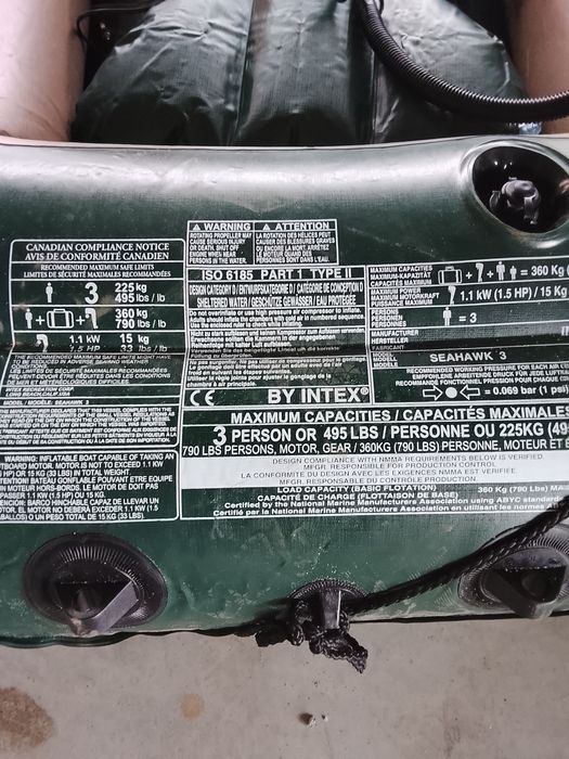 Vînd barcă Intex Seahawk 3 stare impecabilă