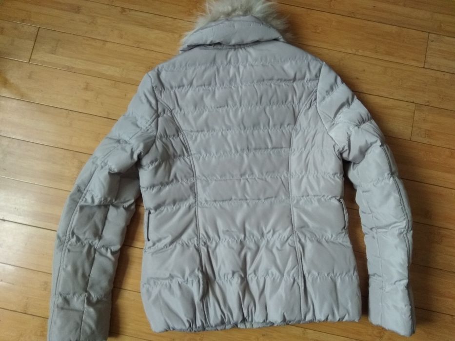 Яке със сваляща се яка