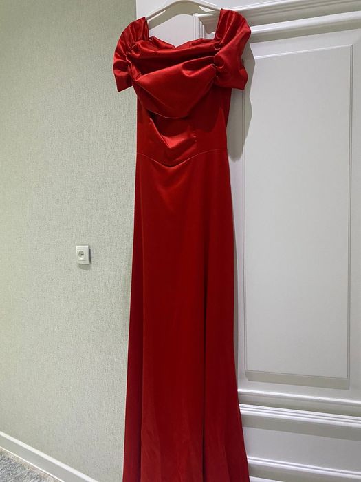 Платья для девушек