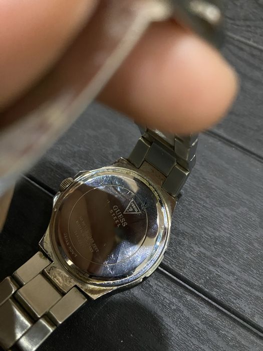 дамски часовник GUESS