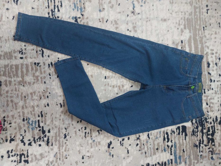 Брюки джинсовые на подростка