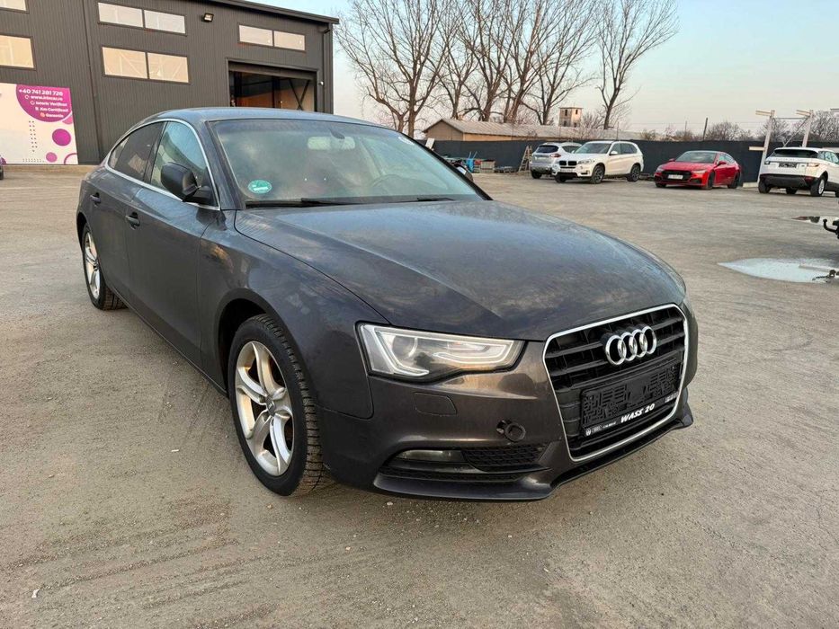 Dezmembrez audi a5 ,2013, 2.0 tdi 177 cp ,cod motor CGL