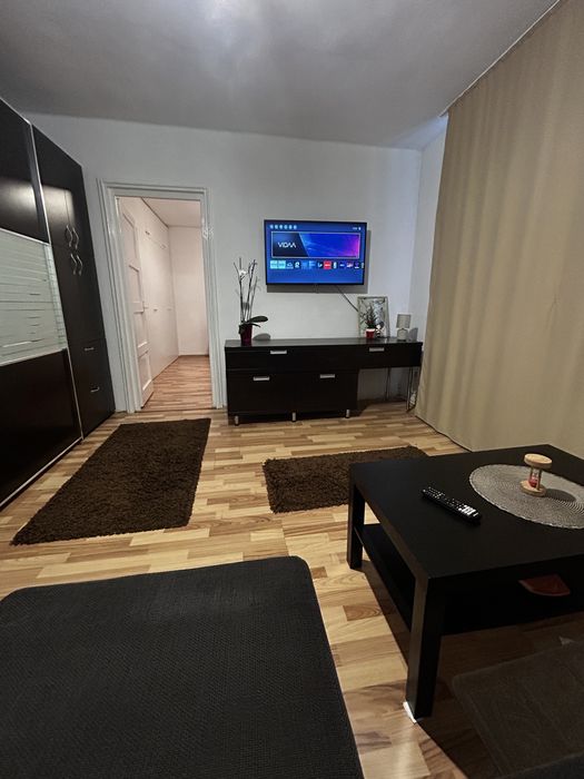PERSOANA FIZICA Inchiriez apartament 2 camere zona CENTRU / THE OFFICE/ Piata Mihai Viteazu