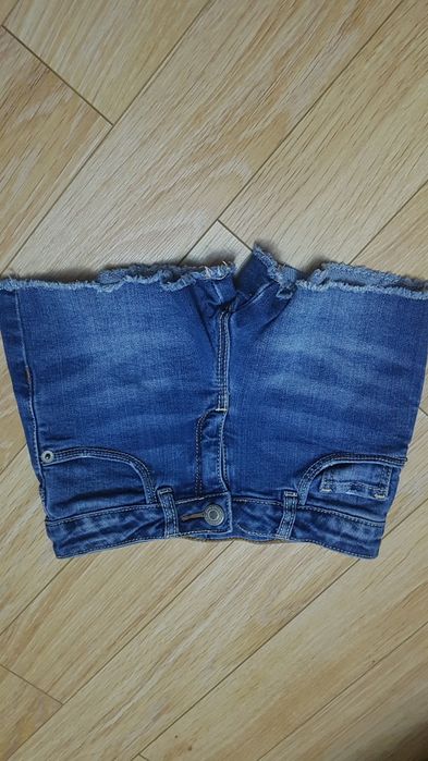 Pantaloni scurti Zara pentru 6 ani(116 cm)