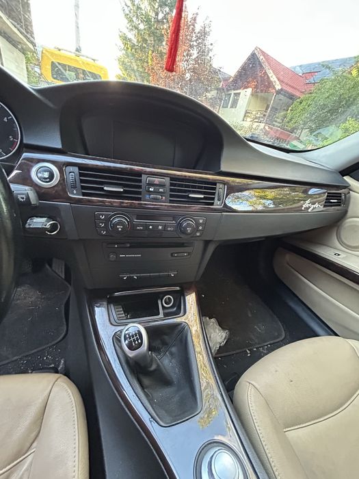 Plansa planse bord cu navigatie bmw e90 e91