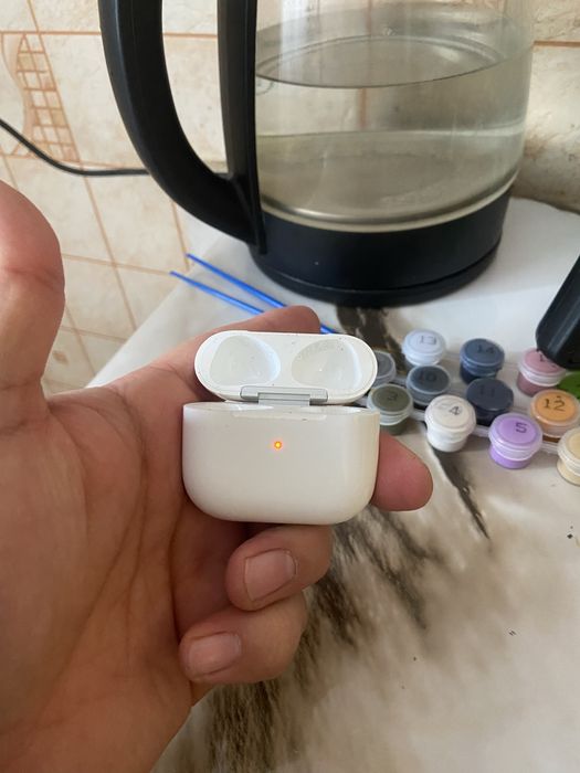 Продам кейс AirPods Pro 3 аирподс про