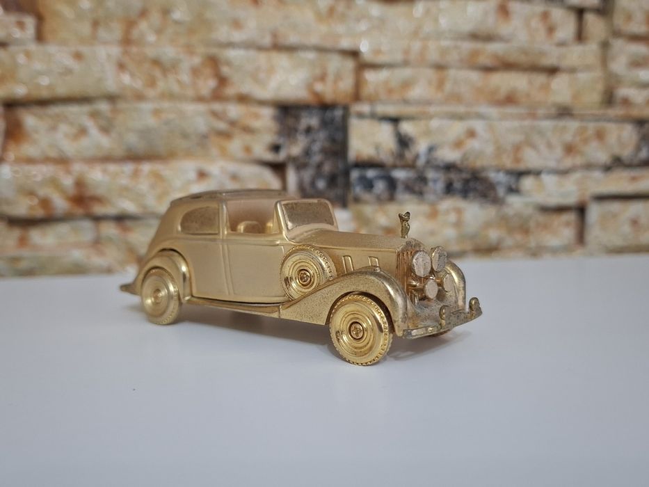 Masinuta miniaturala Rolls Roys cu Ceas - 75 lei