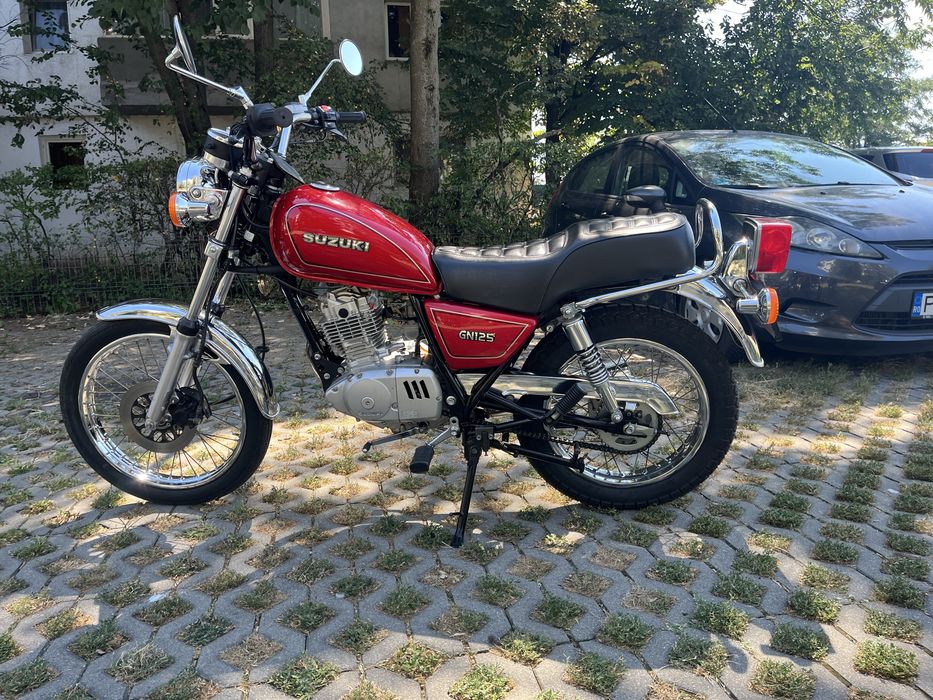 Vand Suzuki gn 125 cu 11.000 km