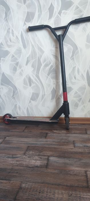 Продам трюковой самокат