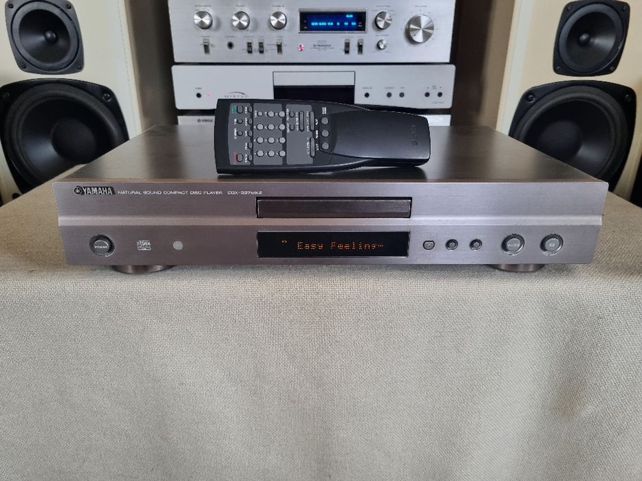 Cd Player Yamaha CDX 397 MK II. CD,MP3, etc. Perfecta stare.