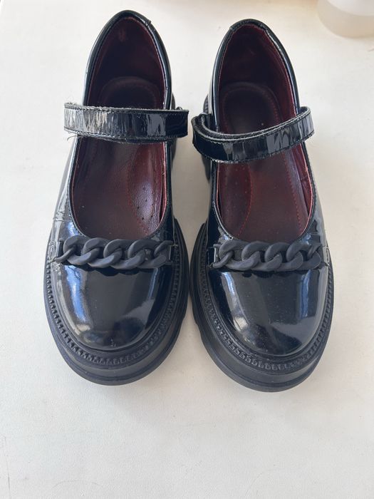 Туфли школьные на девочку