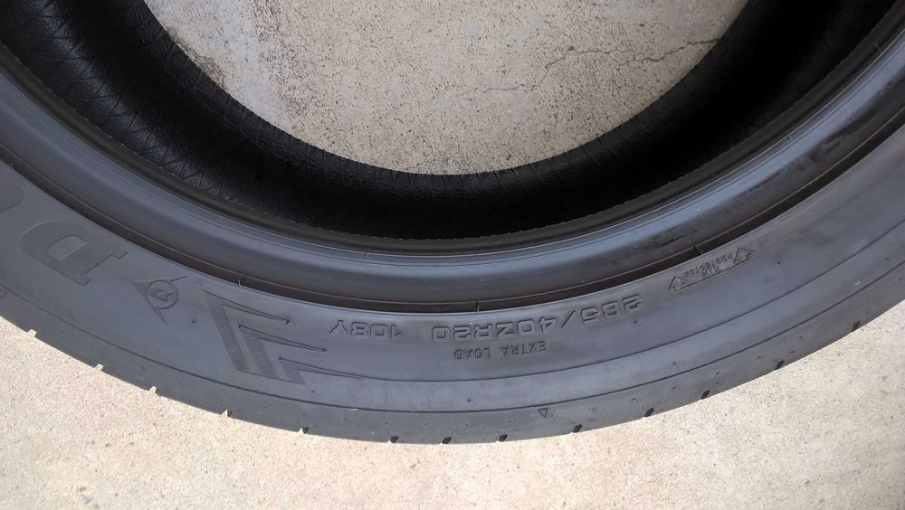 Doua anvelope vara 285 40 20 dunlop sport maxx RT2  MO dot 2020