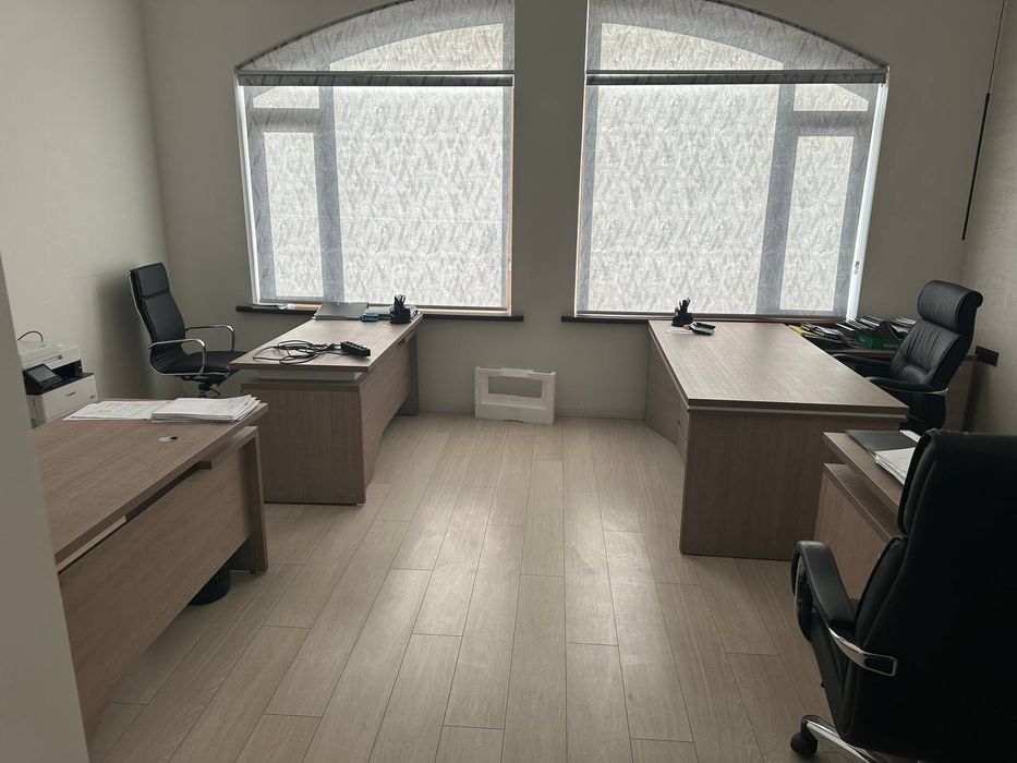 Сдаётся офис в аренду 334 кв с мебелью по 19$