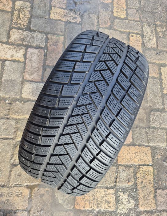 O bucată 255/35 R19 M+S iarnă - una Pirelli Bridgestone Vredestein