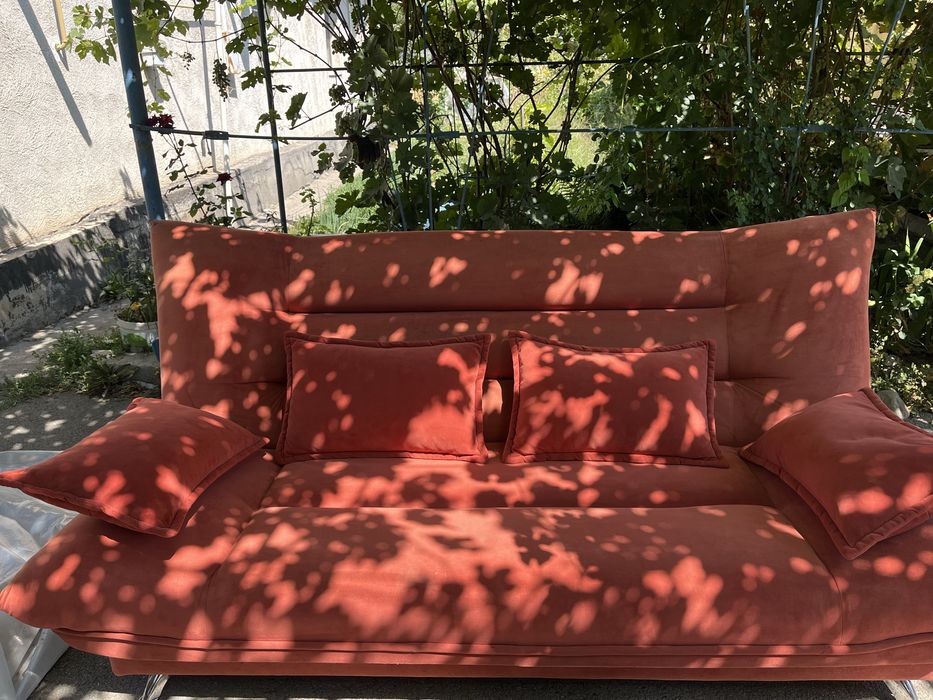 Продам диван и 2 кресла, б/у в хорошем состоянии