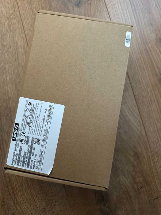 Lenovo ThinkPad Hybrid USB-C към USB-A докинг станция