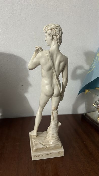 Продам статуэтку Давид