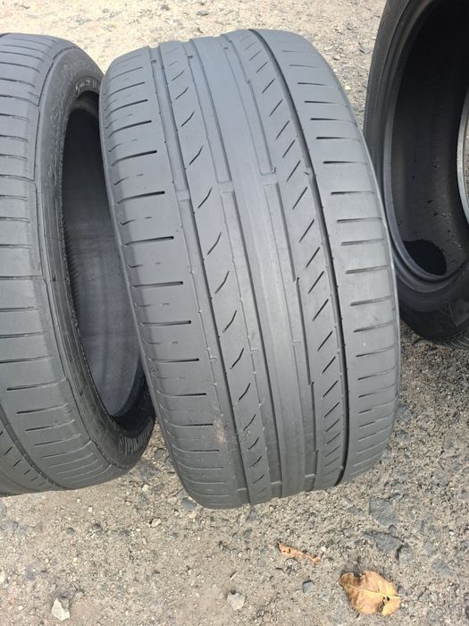 Vand 2 anvelope 245 40 18 continental vara