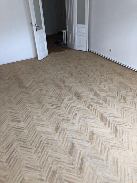 Recondiționare parchet masiv / lemn stratificat.