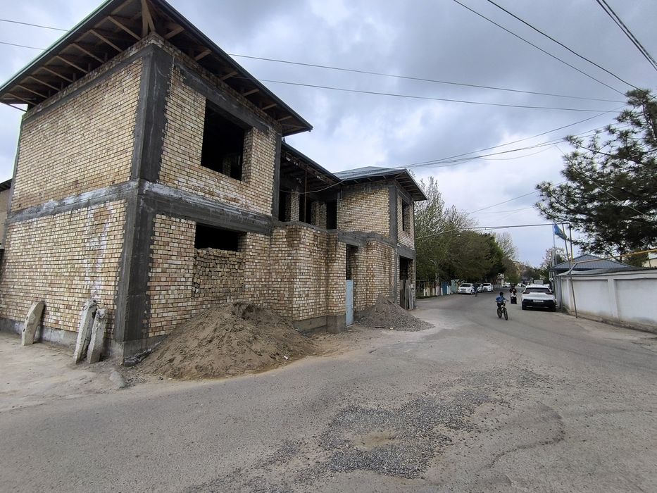 Продается коттедж в городе Янгиюле.