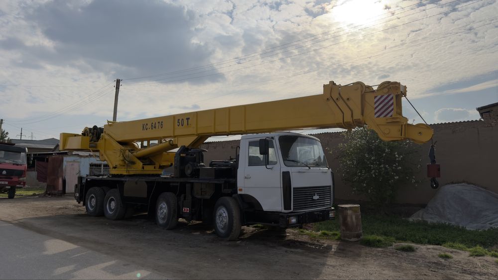 Avtokran Maz 50 tn