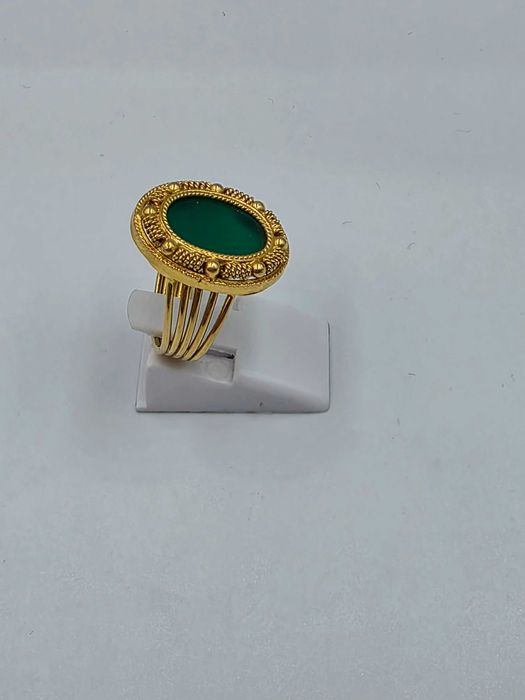 Inel din Aur 18K cu un design elegant