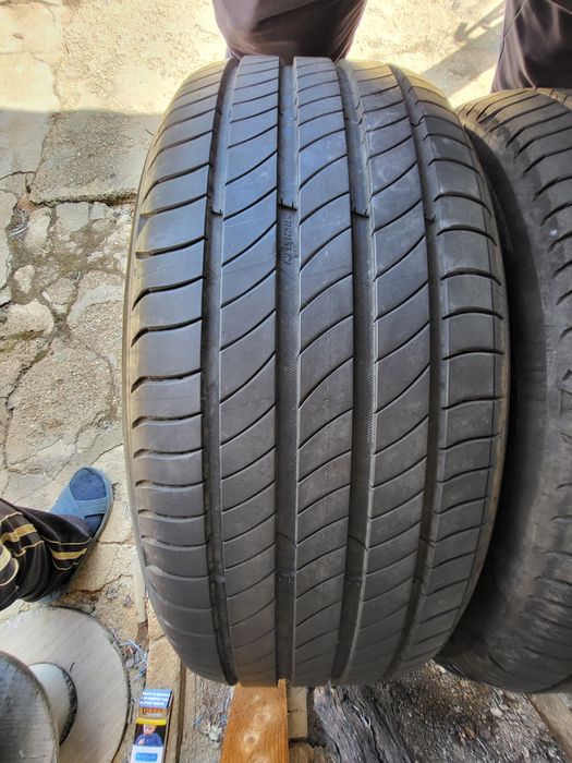2бр 235/50/19 мишелин като Нови!!